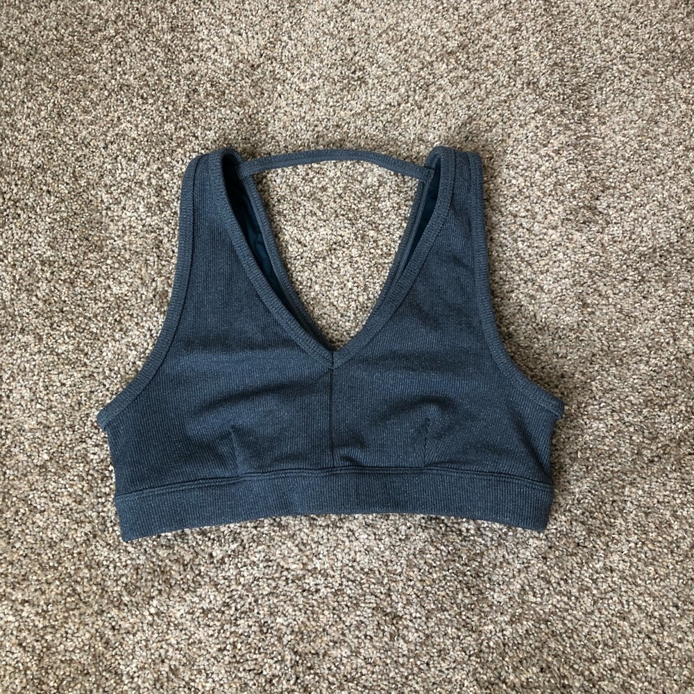 Alo Yoga Sports Bra